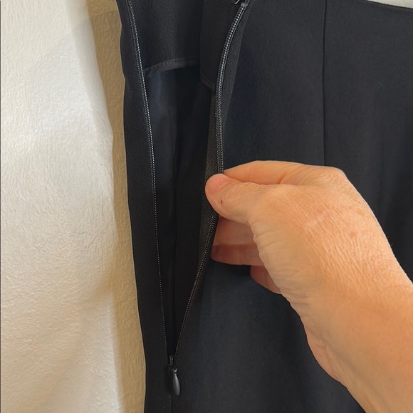 ELIE TAHARI OVERLAY WIDE LEG PANT SIDE ZIP CLOSURE NWT SIZE 12 - Picture 5 of 9